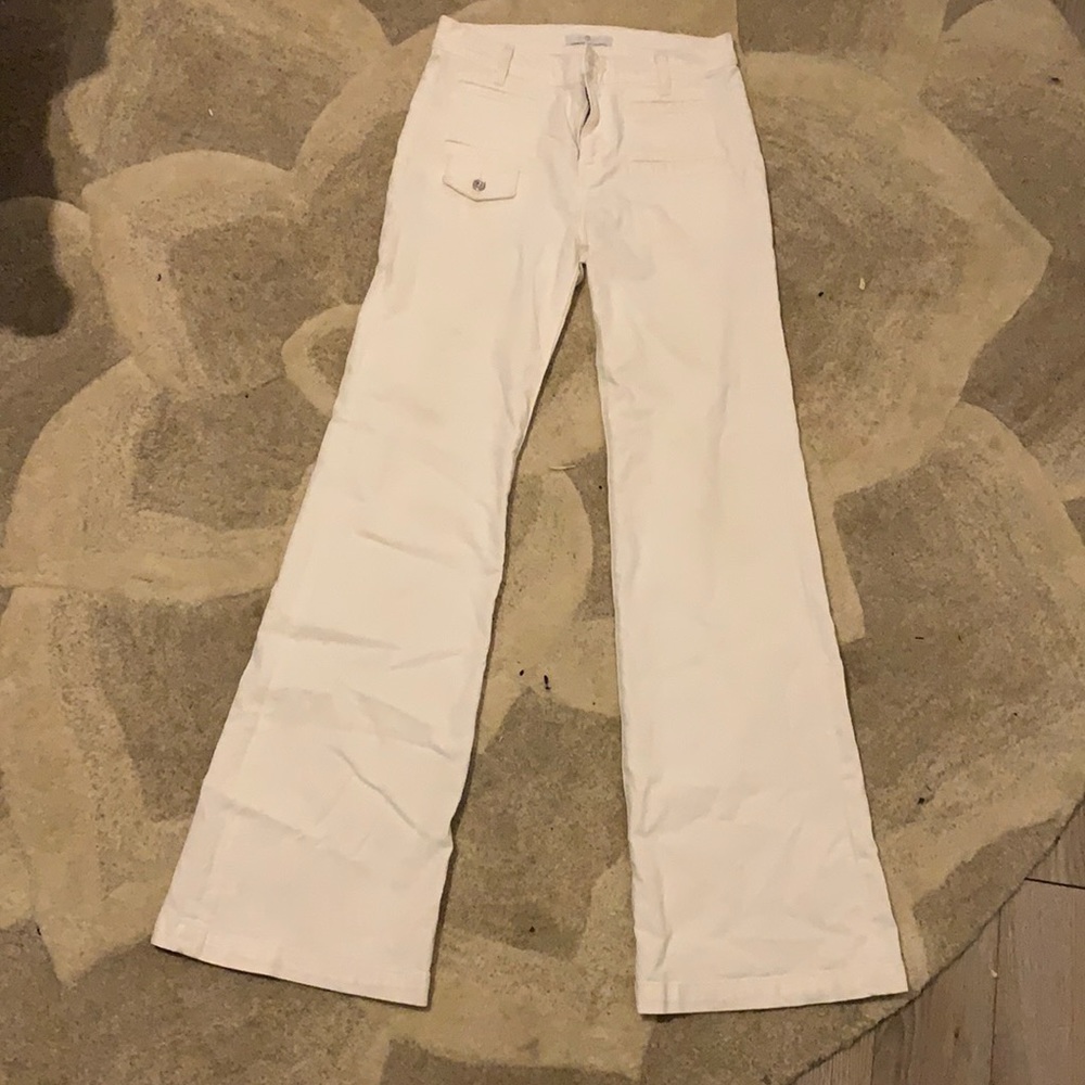 Super cute white flare jeans